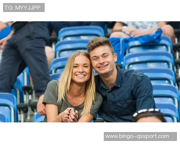 欧美足球情侣头像分享让你们的爱情更加炫酷与激情